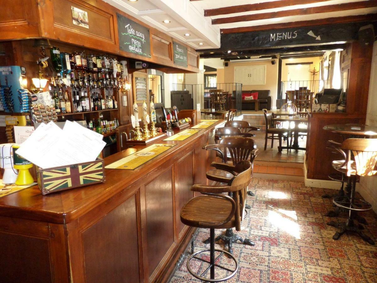 The Poachers Inn Dorchester Exterior foto
